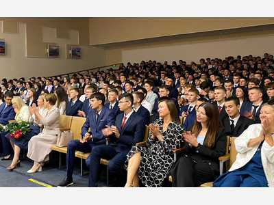 Торжественная линейка для будущих технарей